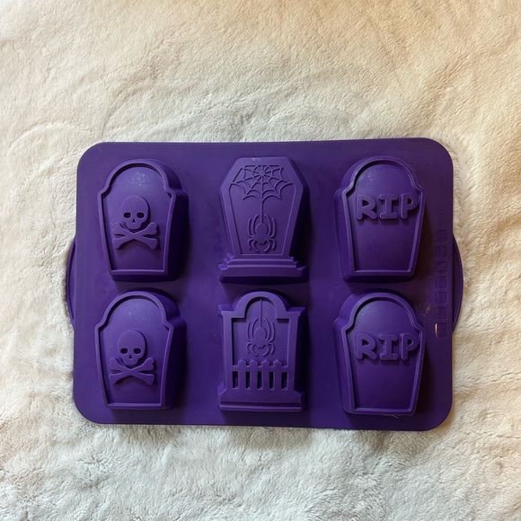 Halloween Baking Sheet Bundle - Picture 8 of 12